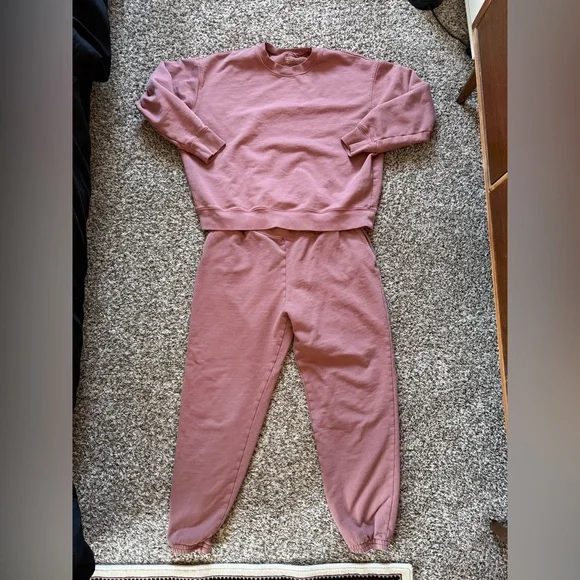 Girlfriend Collective Mauve Set - Picture 3 of 5